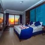 Szálloda Hitit Marina & 4*